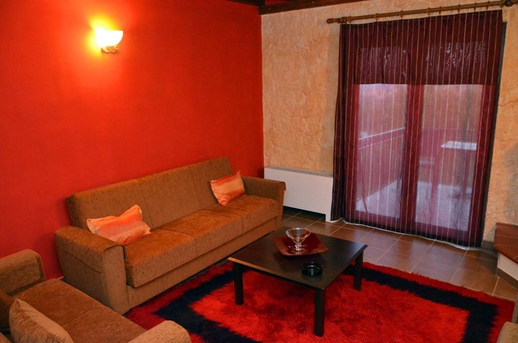 Hotel Prasino Horio Arnaía Camera foto