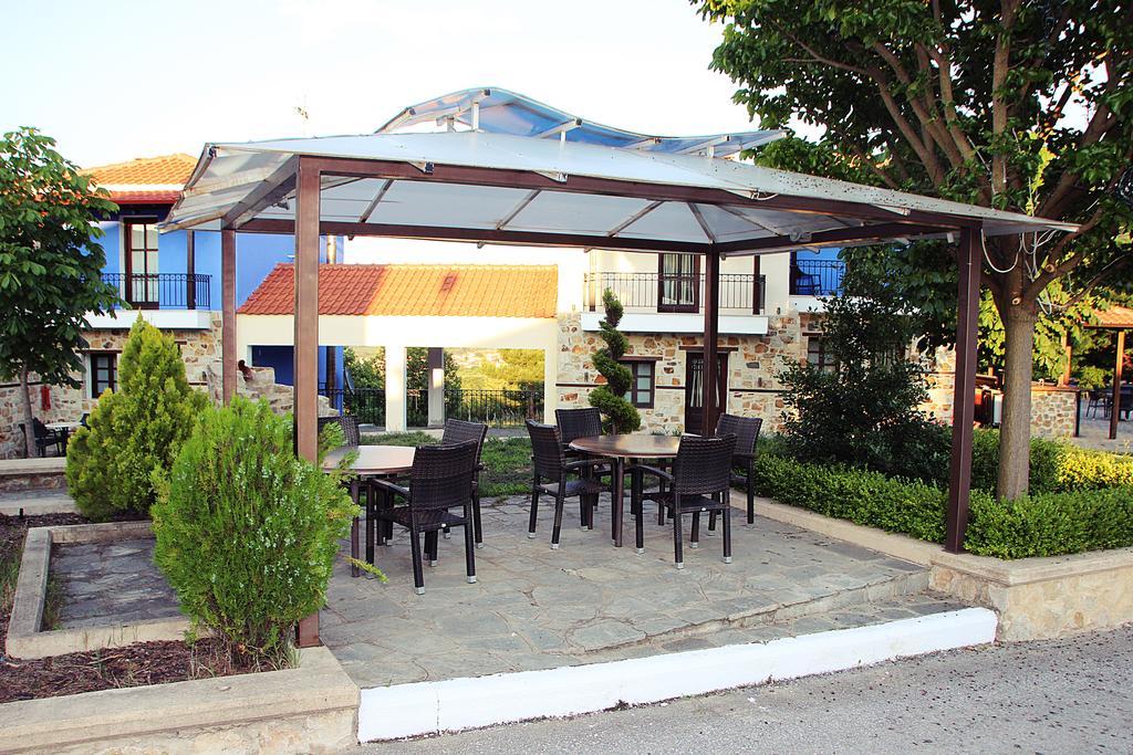 Hotel Prasino Horio Arnaía Esterno foto