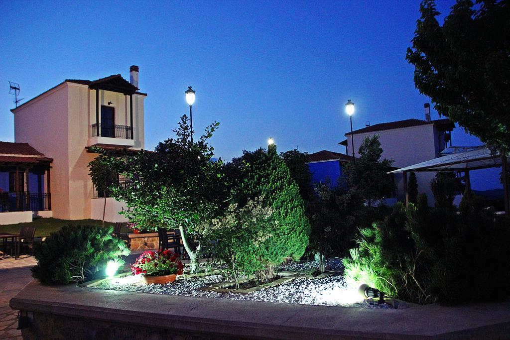 Hotel Prasino Horio Arnaía Esterno foto